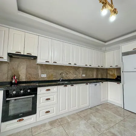 Tuna Villa, Oezel Havuzlu, Βίλα